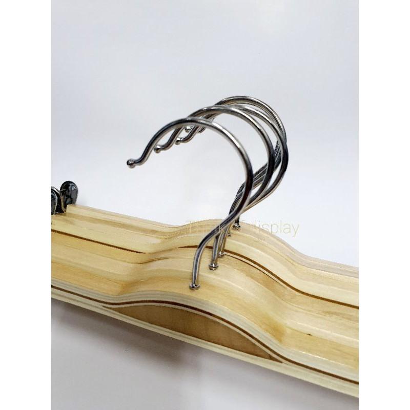 ไม้หนีบกางเกงไม้ซาร่า ไม้หนีบกระโปรง สำหรับผู้ใหญ่ แพ็คละ 6 ชิ้น/แพ็คละ 12 ชิ้น - thumbnail 4