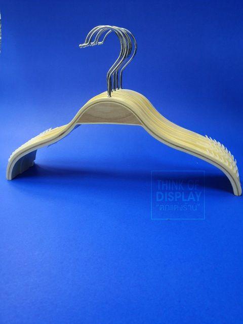 ไม้แขวนเสื้อเด็ก รุ่นซาร่าไม้แท้ สำหรับเสื้อเด็ก  แพ็คละ 12 อัน - thumbnail 4