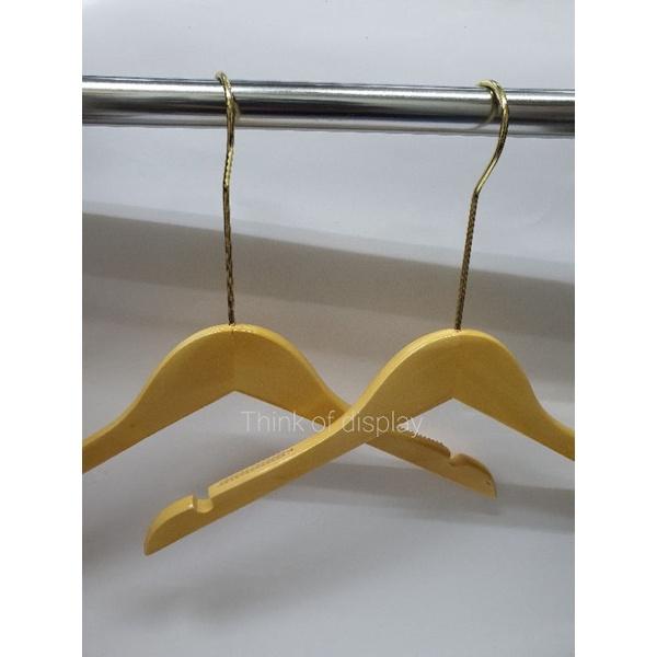 ไม้แขวนเสื้อเด็กไม้แท้ ตะขอยาว/ตะขอCสั้น  แพ็คละ 6 อันและแพ็คละ 12 อัน - thumbnail 7