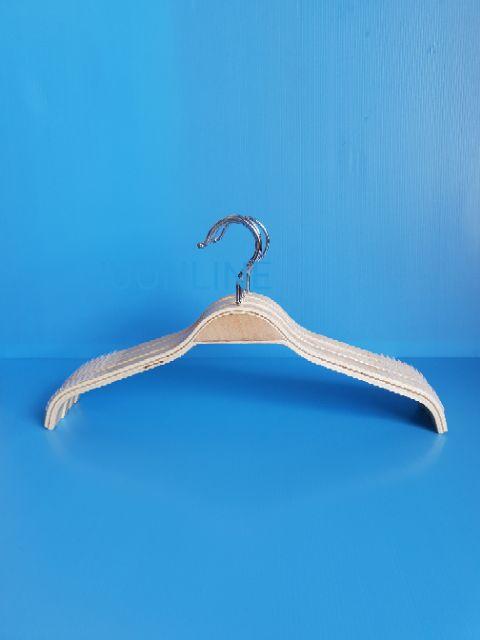 ไม้แขวนซาร่าไม้แท้ ไหล่ตรง แพ็ค 12 ชิ้น - thumbnail 2