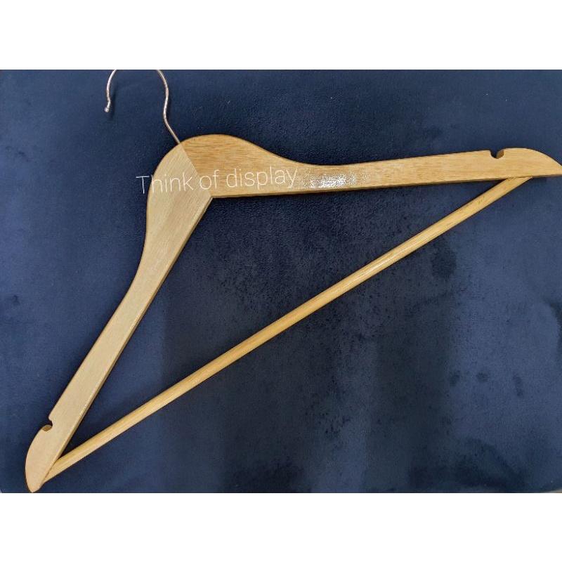 ไม้แขวนเสื้อไม้ มีร่องมีก้าน แขวนกางเกงได้ แพ็ค 6 อัน/แพ็ค 12 อัน - thumbnail 3