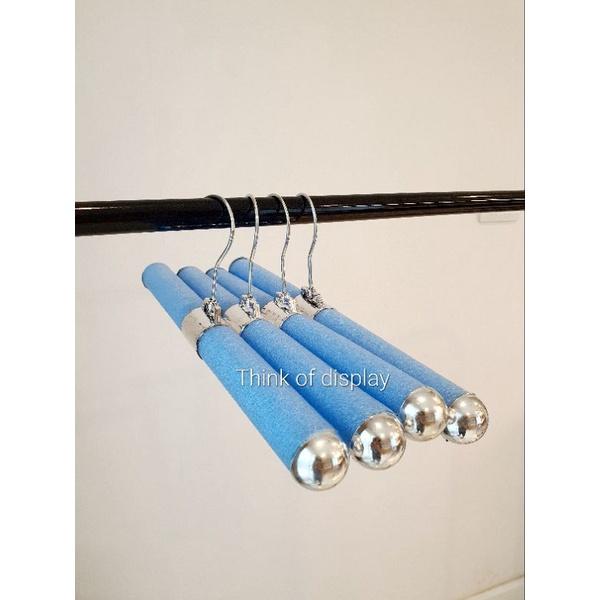 ไม้แขวนเสื้อเด็กโฟม ดัดได้ แพ็คละ 12 ชิ้น - thumbnail 5