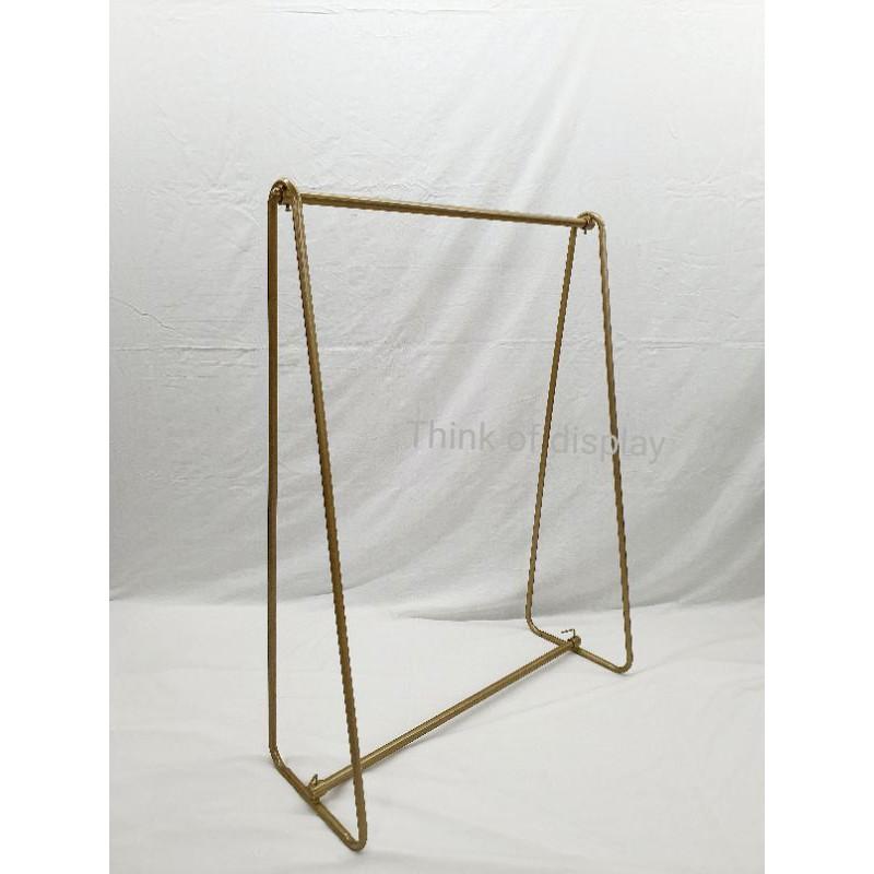 ราวแขวนเสื้อผ้า รุ่นMinimal G ยาว 1 เมตร