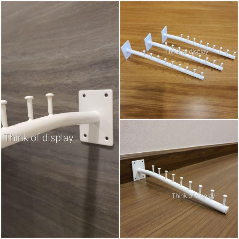 แขนติดผนัง 9 ปุ่ม สีขาว 1 อัน